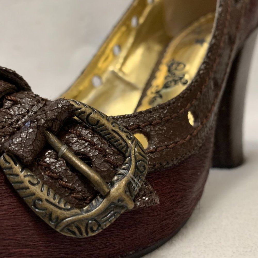 Naughty Monkey Vintage Heels - Picture 6 of 12